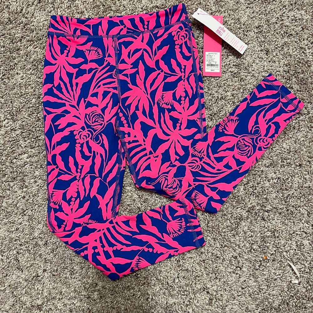 NWT Lilly Pulitzer Girls Luxletic Mini Weekender Legging in Flocking to Paradise